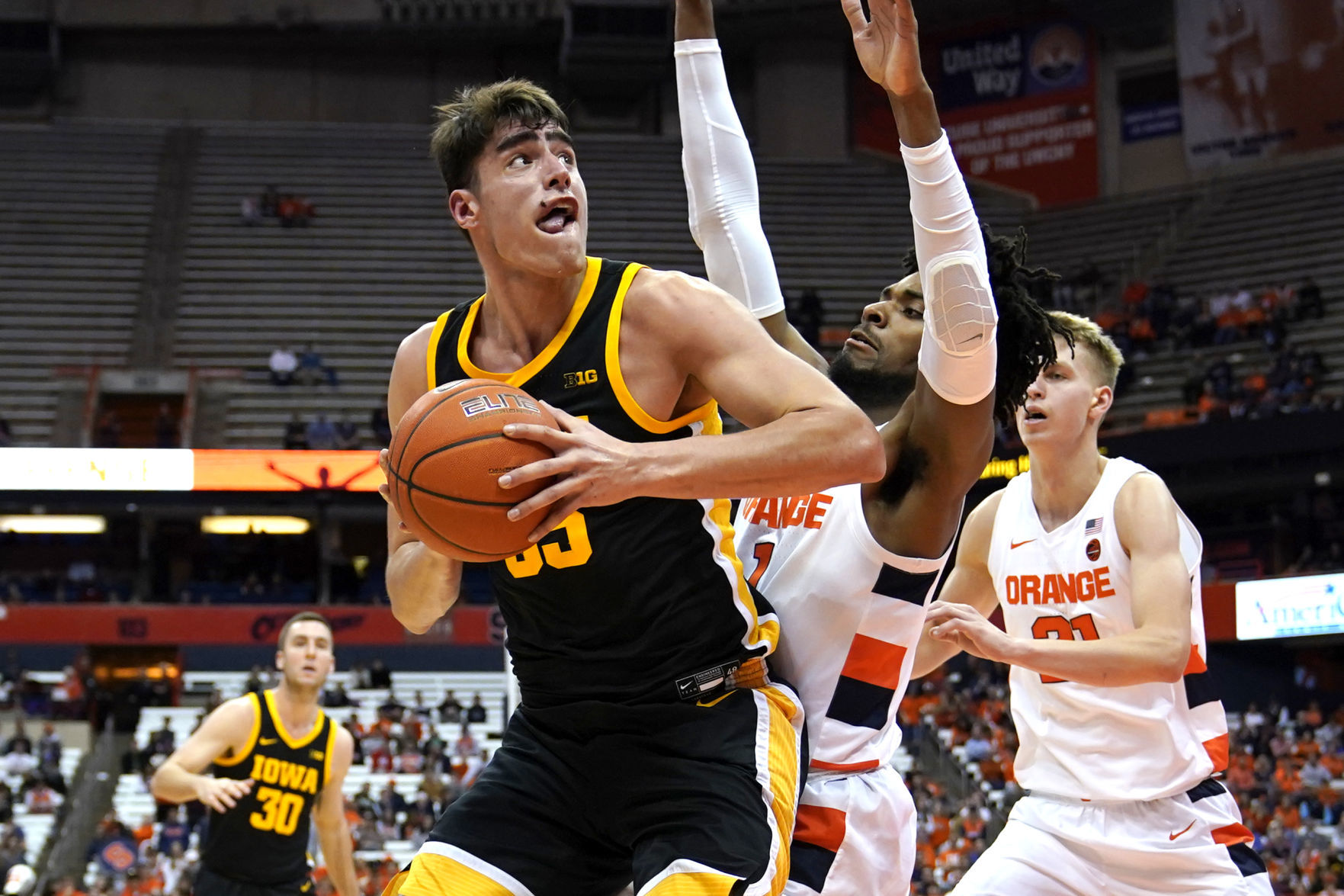 COLLEGE BASKETBALL: DEC 03 Iowa at Syracuse